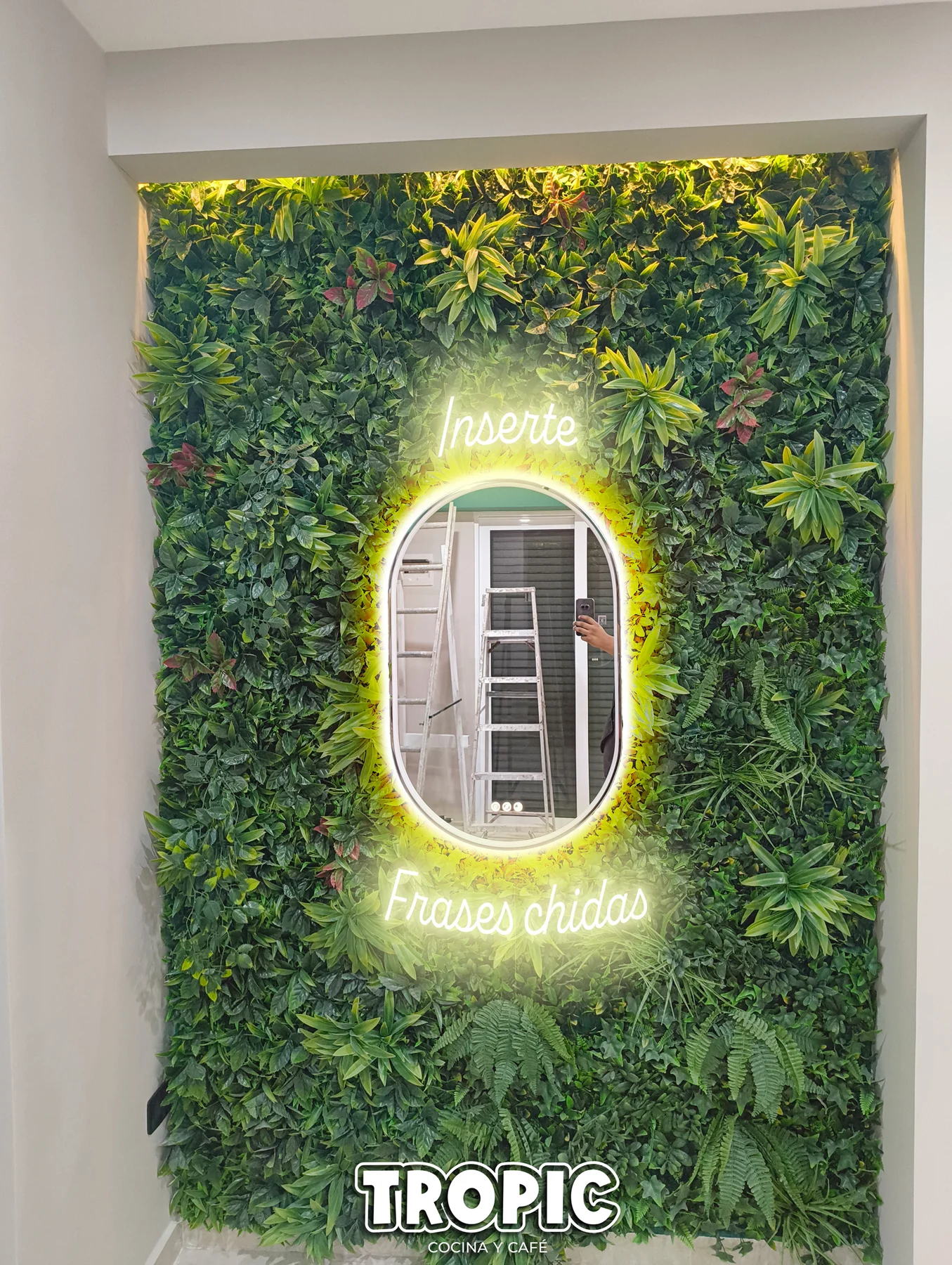 Tropic | Cocina y Café — pieza 11